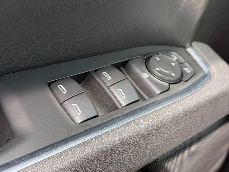 Used 2026 Chevrolet Silverado 1500 RST w/ RST Select Package AWD/4WD image 22
