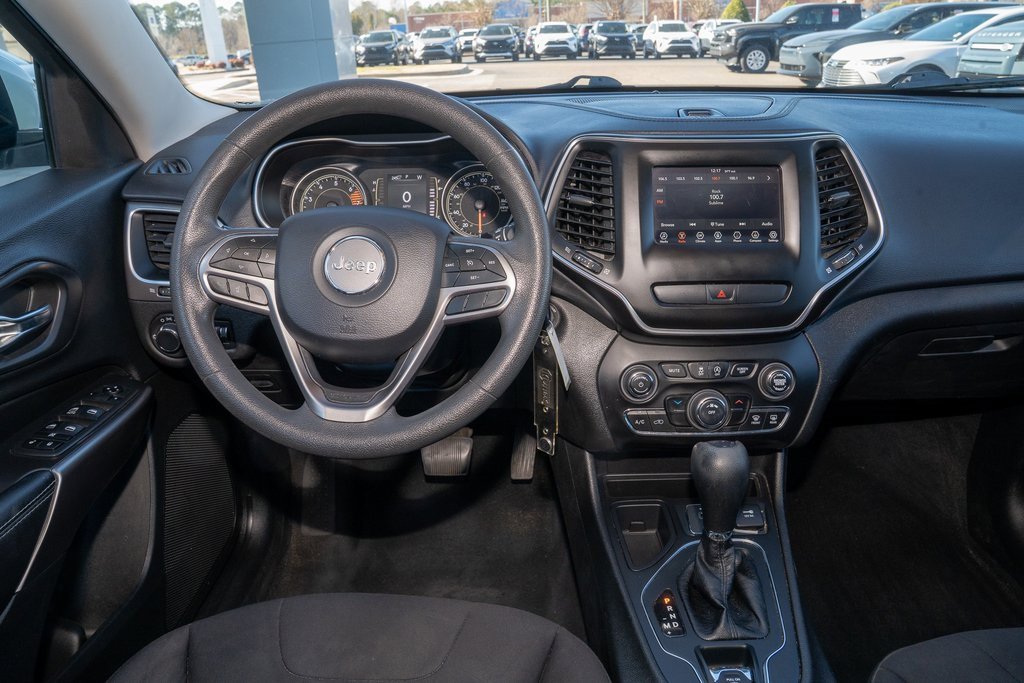 Used 2020 Jeep Cherokee Latitude image 14