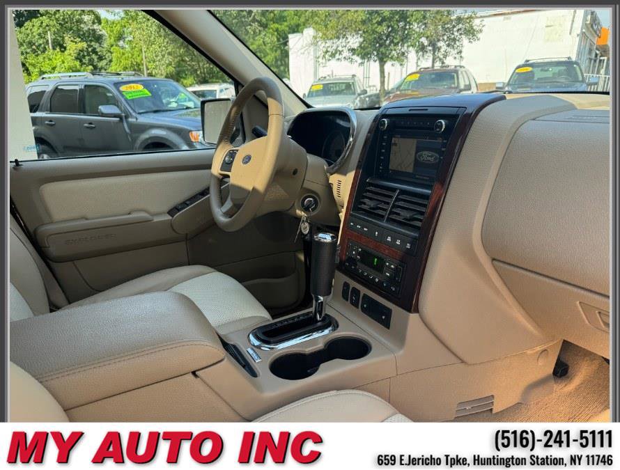 Used 2010 Ford Explorer Limited image 27