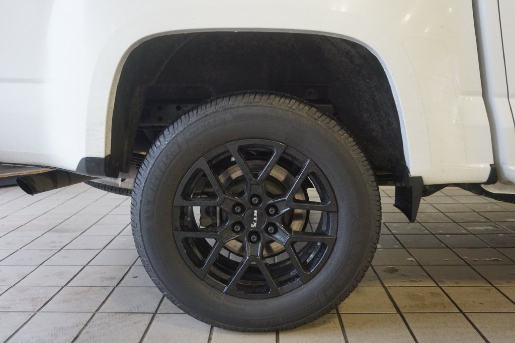Used 2021 GMC Canyon AT4 w/ Driver Alert Package AWD/4WD image 29