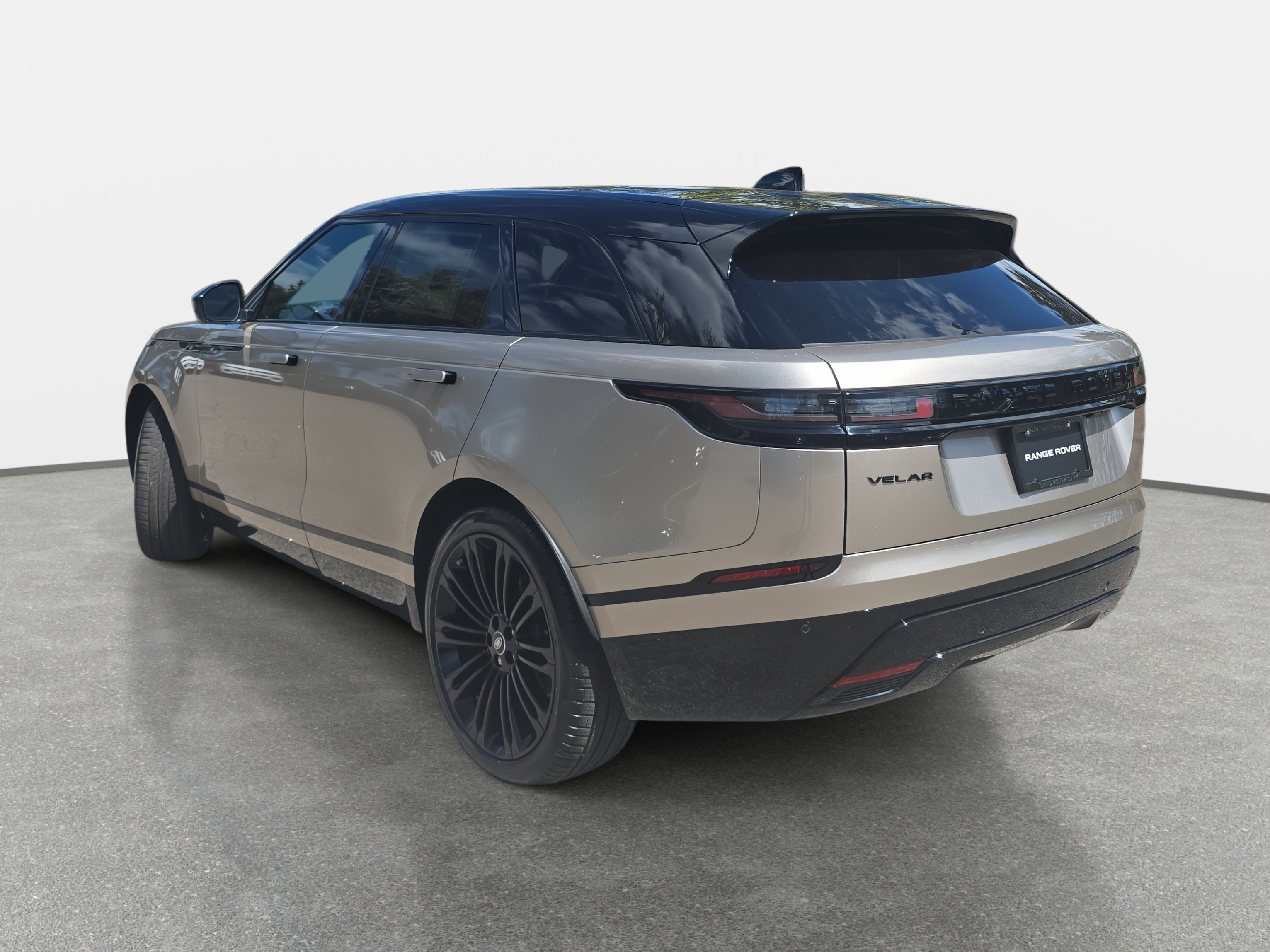 New 2026 Land Rover Range Rover Velar Dynamic SE image 7