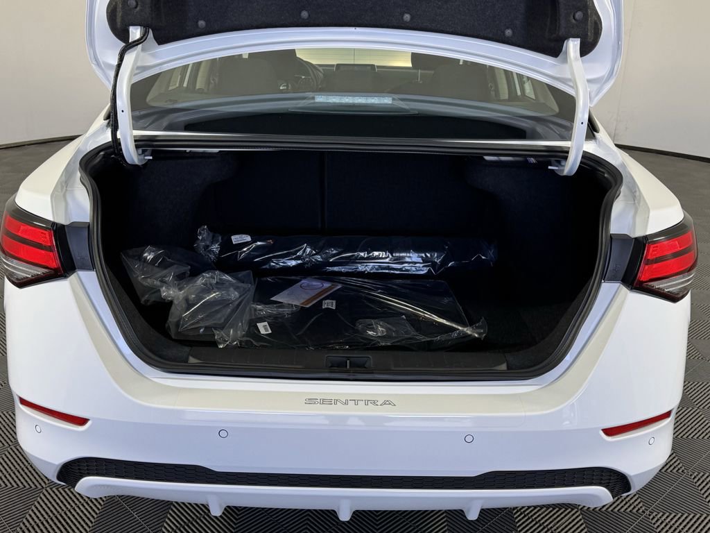 New 2025 Nissan Sentra SV image 36