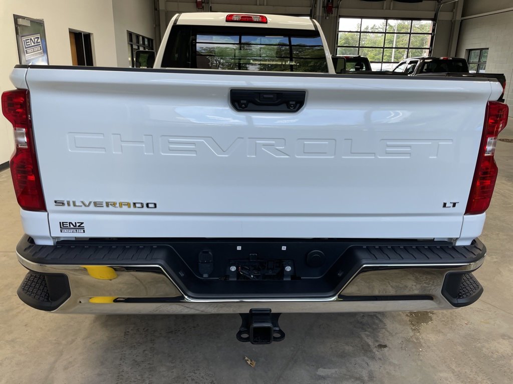 Used 2025 Chevrolet Silverado 2500 LT image 6