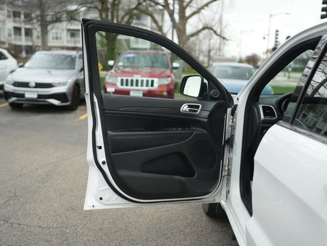 Used 2022 Jeep Grand Cherokee Laredo X AWD/4WD image 27