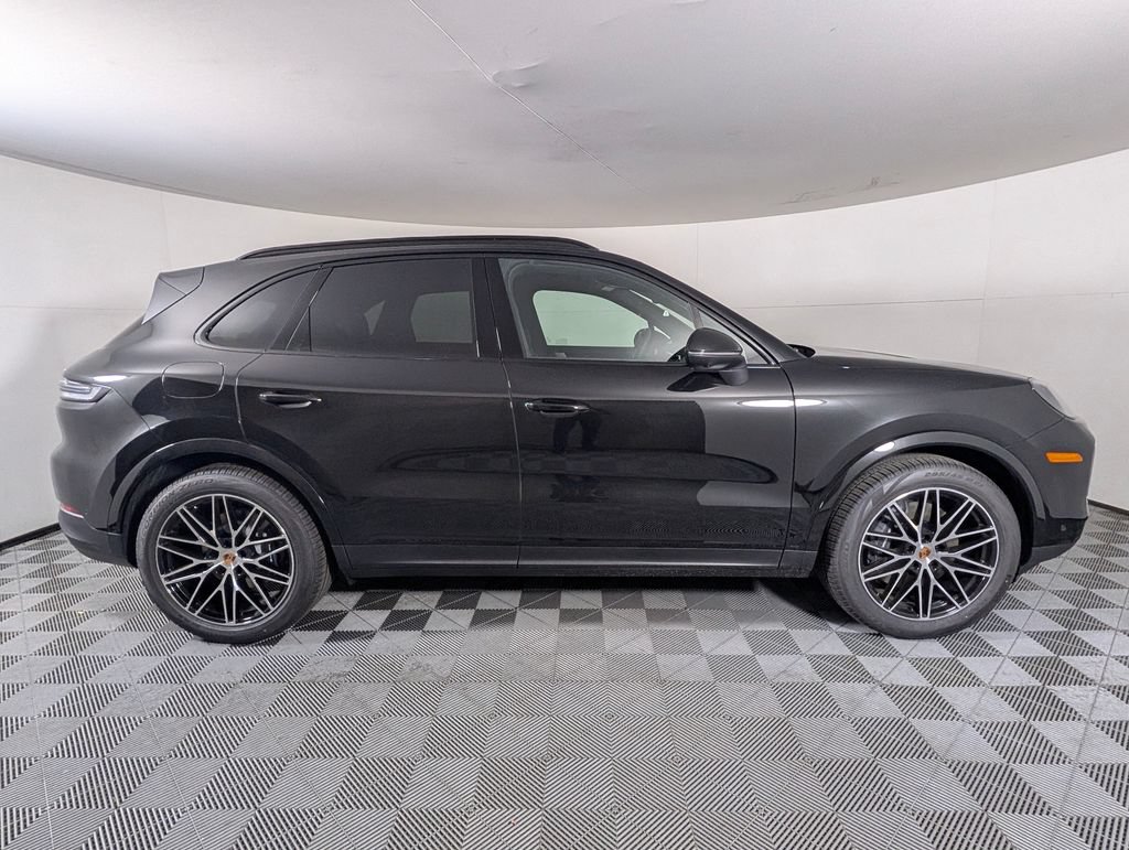 New 2026 Porsche Cayenne AWD/4WD image 8