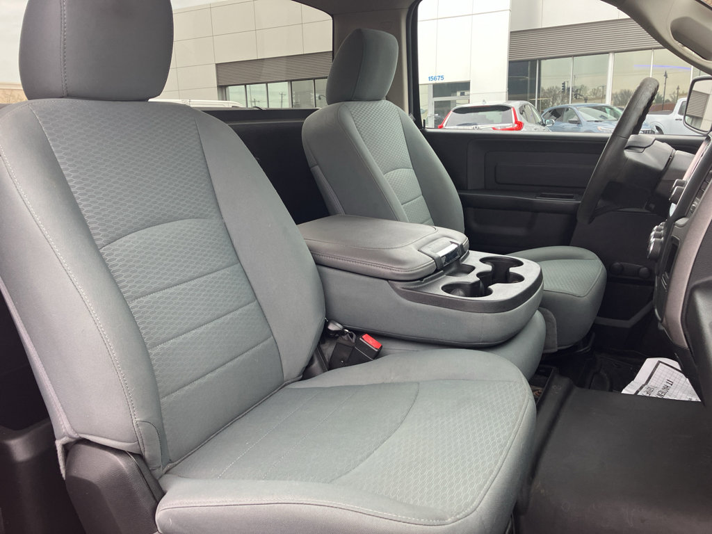Used 2018 RAM 1500 Express image 34