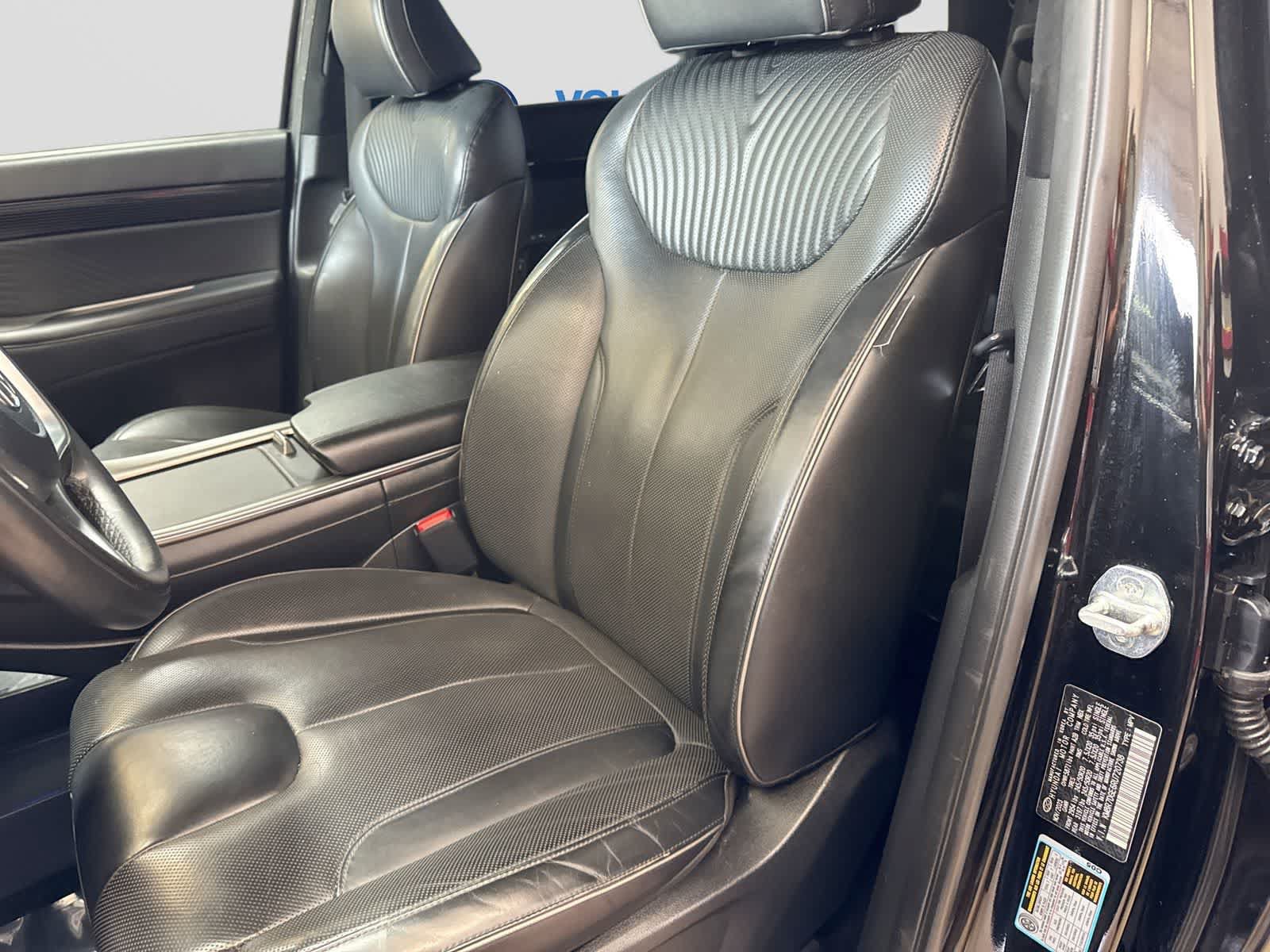 Used 2024 Hyundai Palisade Calligraphy AWD/4WD image 16
