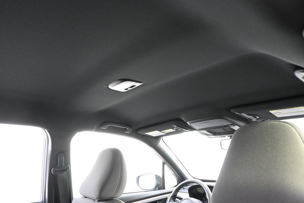 Used 2025 Subaru Forester AWD/4WD image 17
