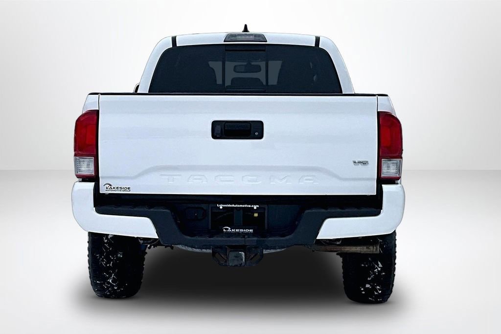 Used 2017 Toyota Tacoma SR5 image 6