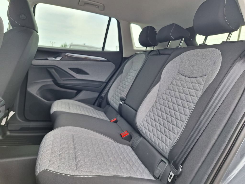 New 2025 Volkswagen Tiguan S image 12