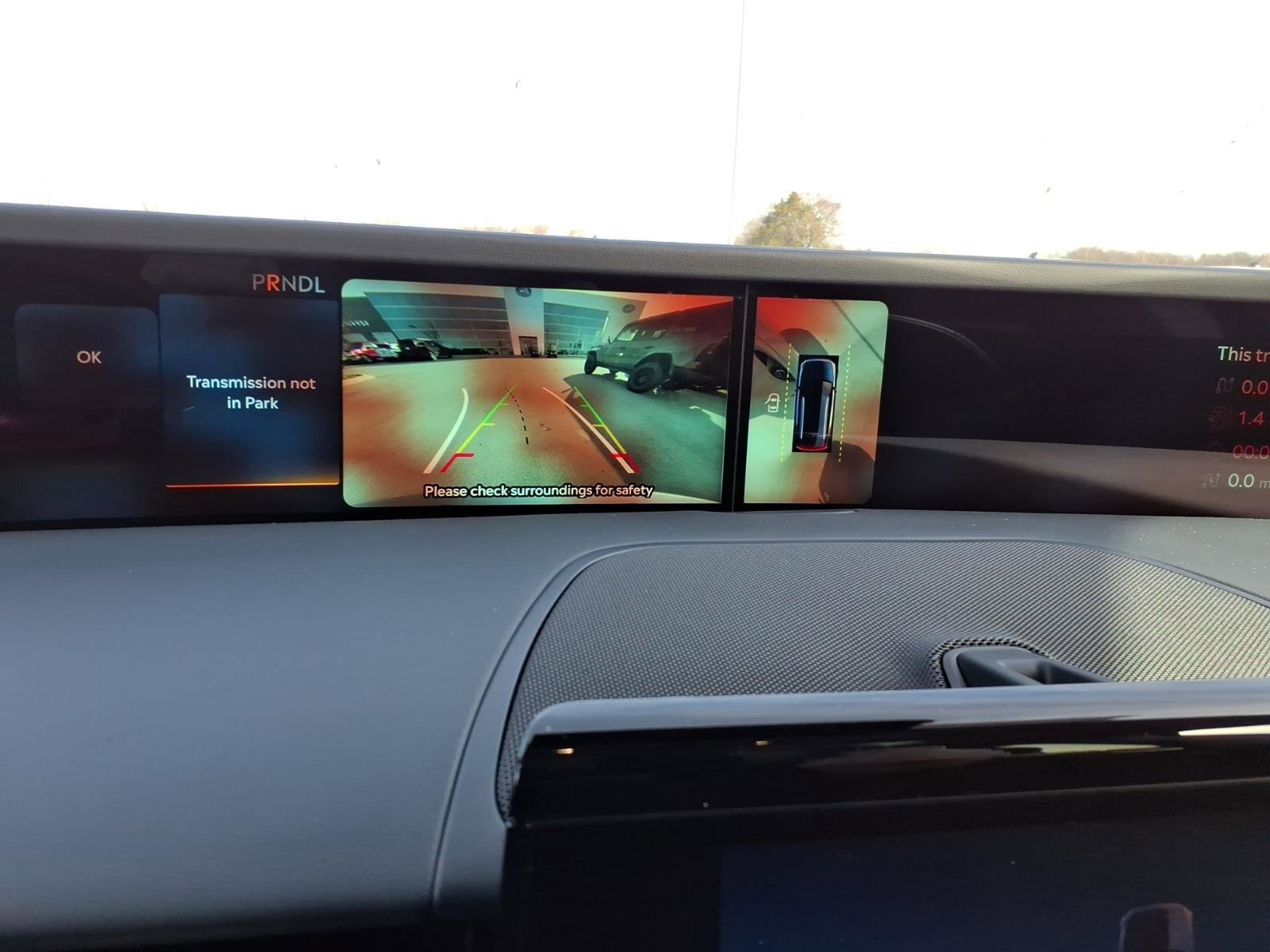 Used 2025 Lincoln Nautilus Reserve image 21