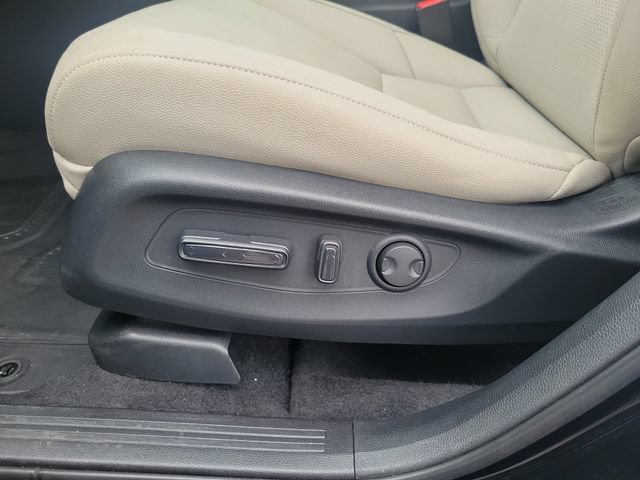 Certified 2025 Honda CR-V EX image 15