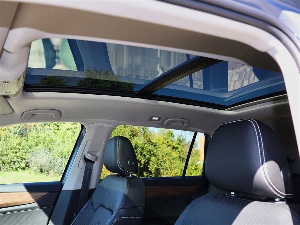 New 2026 Volkswagen Atlas SE image 13