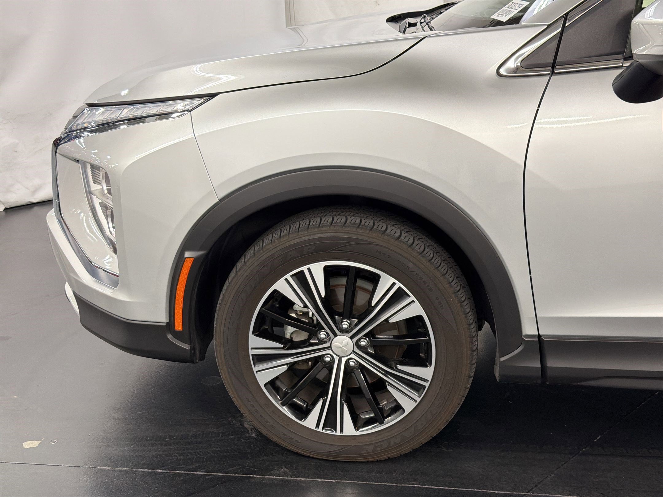 Used 2022 Mitsubishi Eclipse Cross SE FWD image 11
