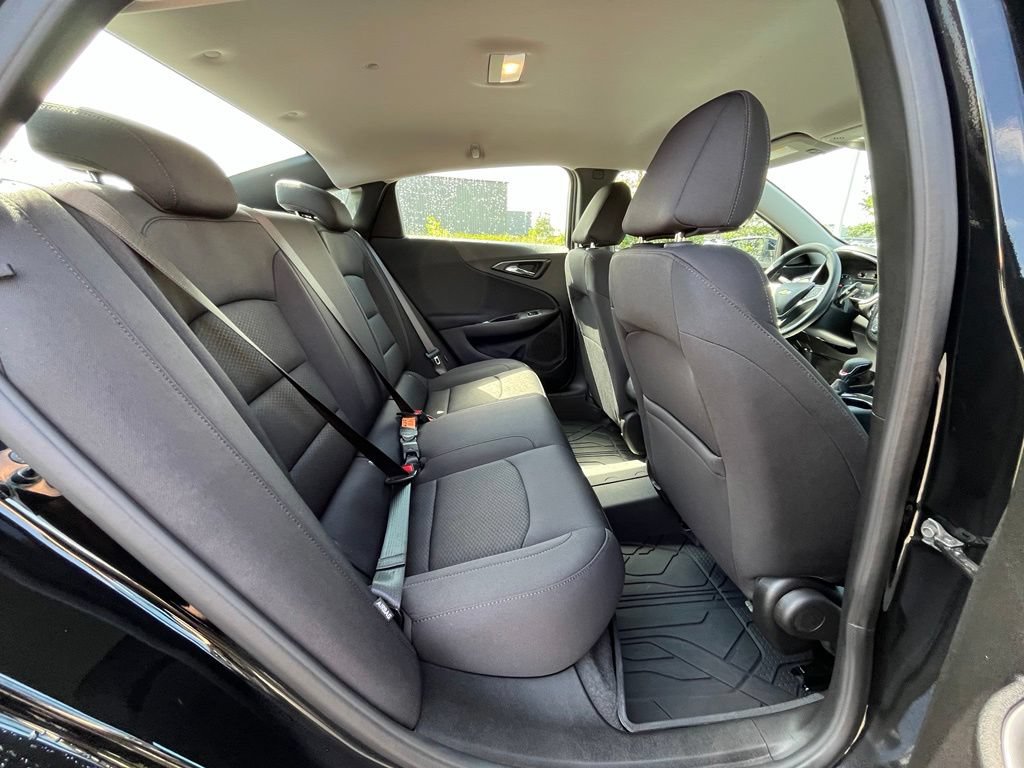Certified 2025 Chevrolet Malibu RS w/ LPO, Floor Liner Package FWD image 20