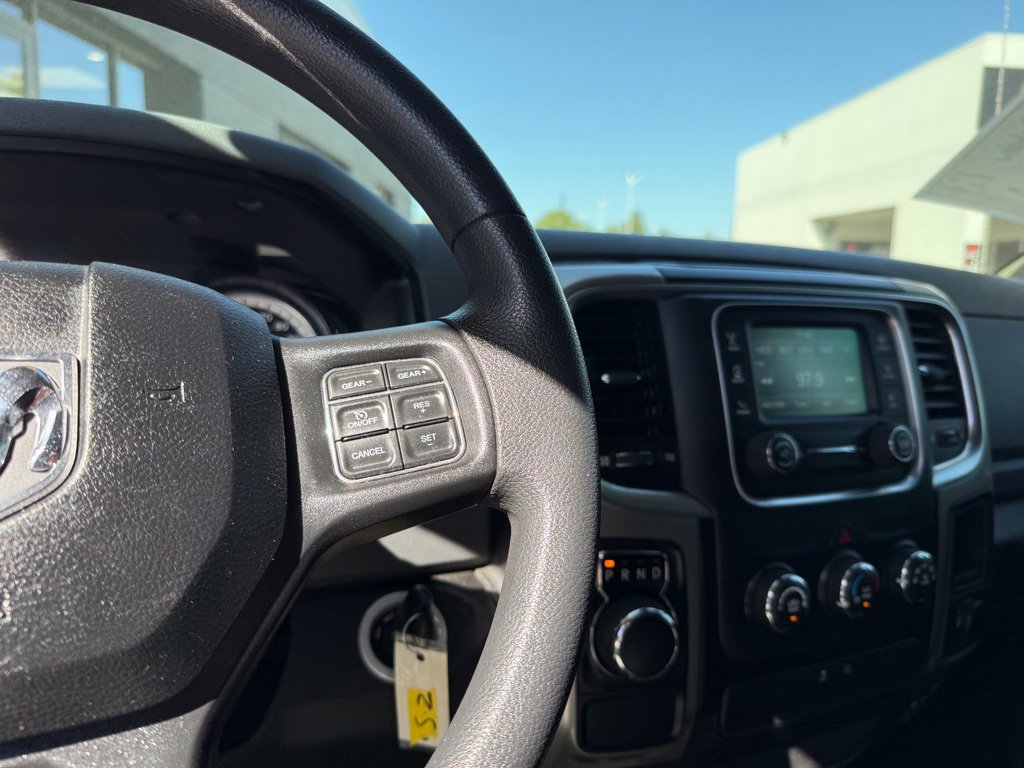 Used 2019 RAM 1500 Classic SLT RWD image 21