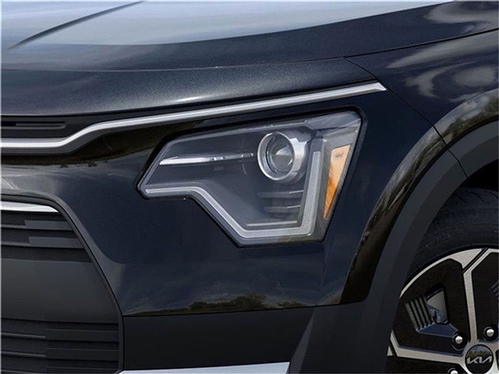 New 2025 Kia Niro EX image 10