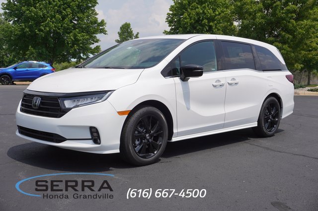 Certified 2023 Honda Odyssey Sport image 1