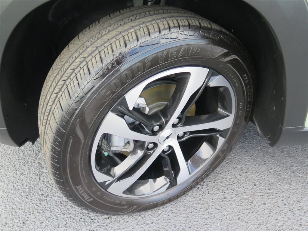 Used 2024 Chevrolet Trax RS w/ Driver Confidence Package FWD image 18