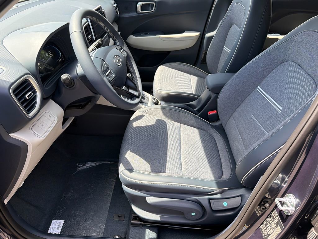 New 2026 Hyundai Venue SEL FWD image 10