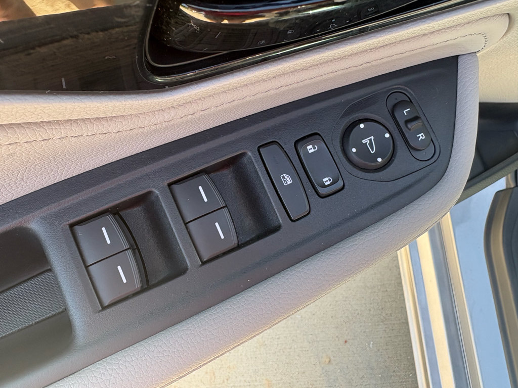 Certified 2023 Honda Odyssey Touring image 13