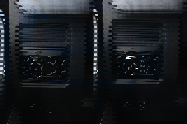 New 2026 Ford F350 4x4 Crew Cab Super Duty image 9