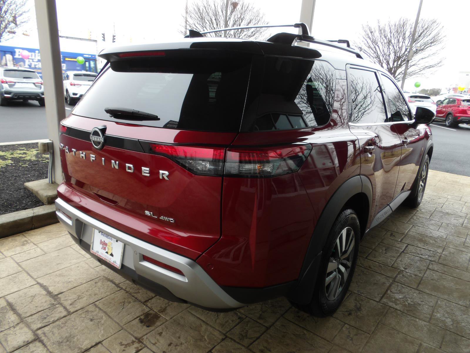 Certified 2023 Nissan Pathfinder SL image 7