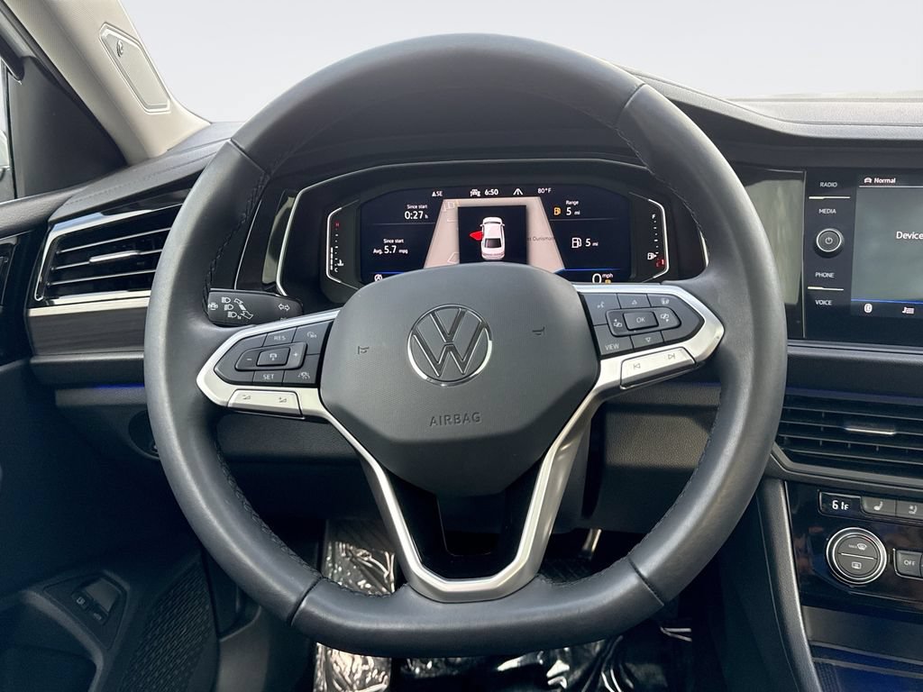 Used 2024 Volkswagen Jetta SEL FWD image 11