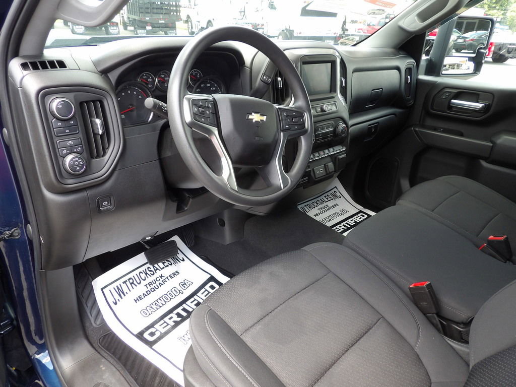 Used 2022 Chevrolet Silverado 2500 Custom w/ Custom Value Package AWD/4WD image 16