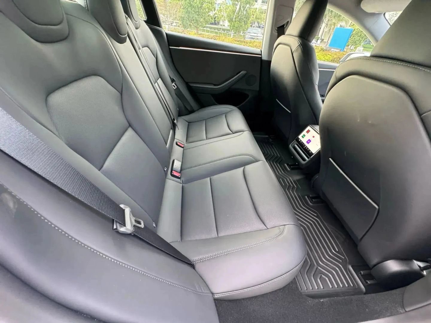 Used 2024 Tesla Model 3 Long Range RWD image 13