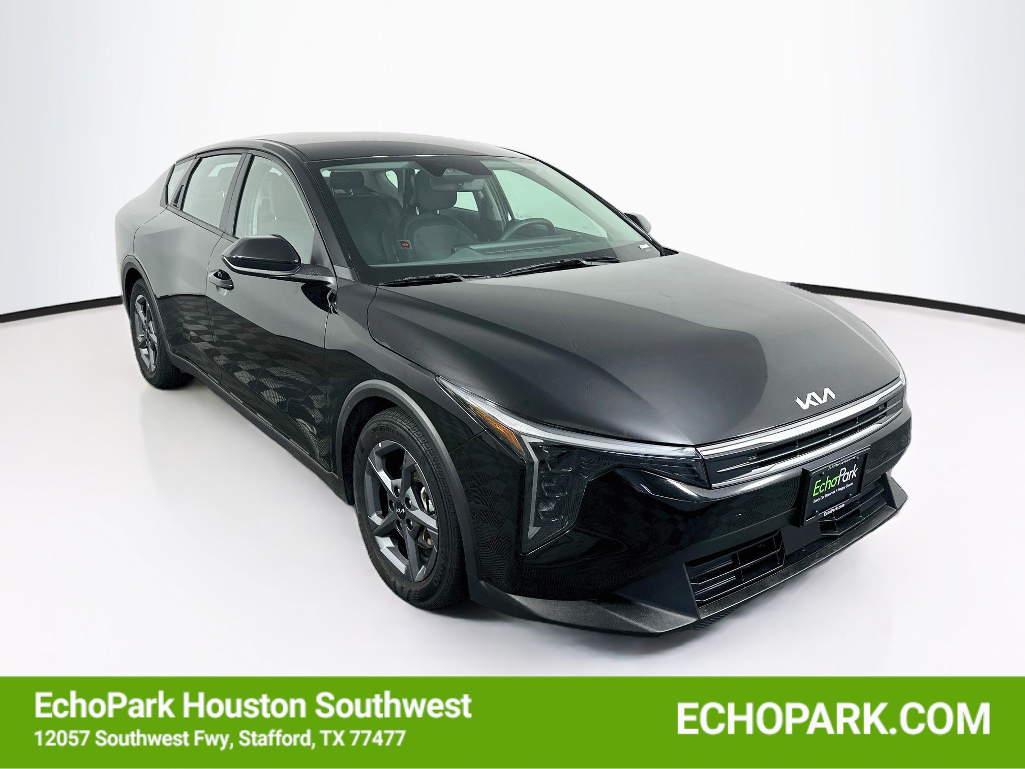 Used 2025 Kia K4 FWD image 1