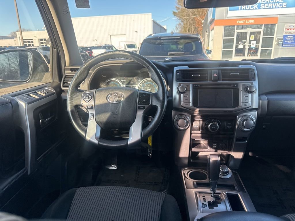 Used 2016 Toyota 4Runner SR5 image 36