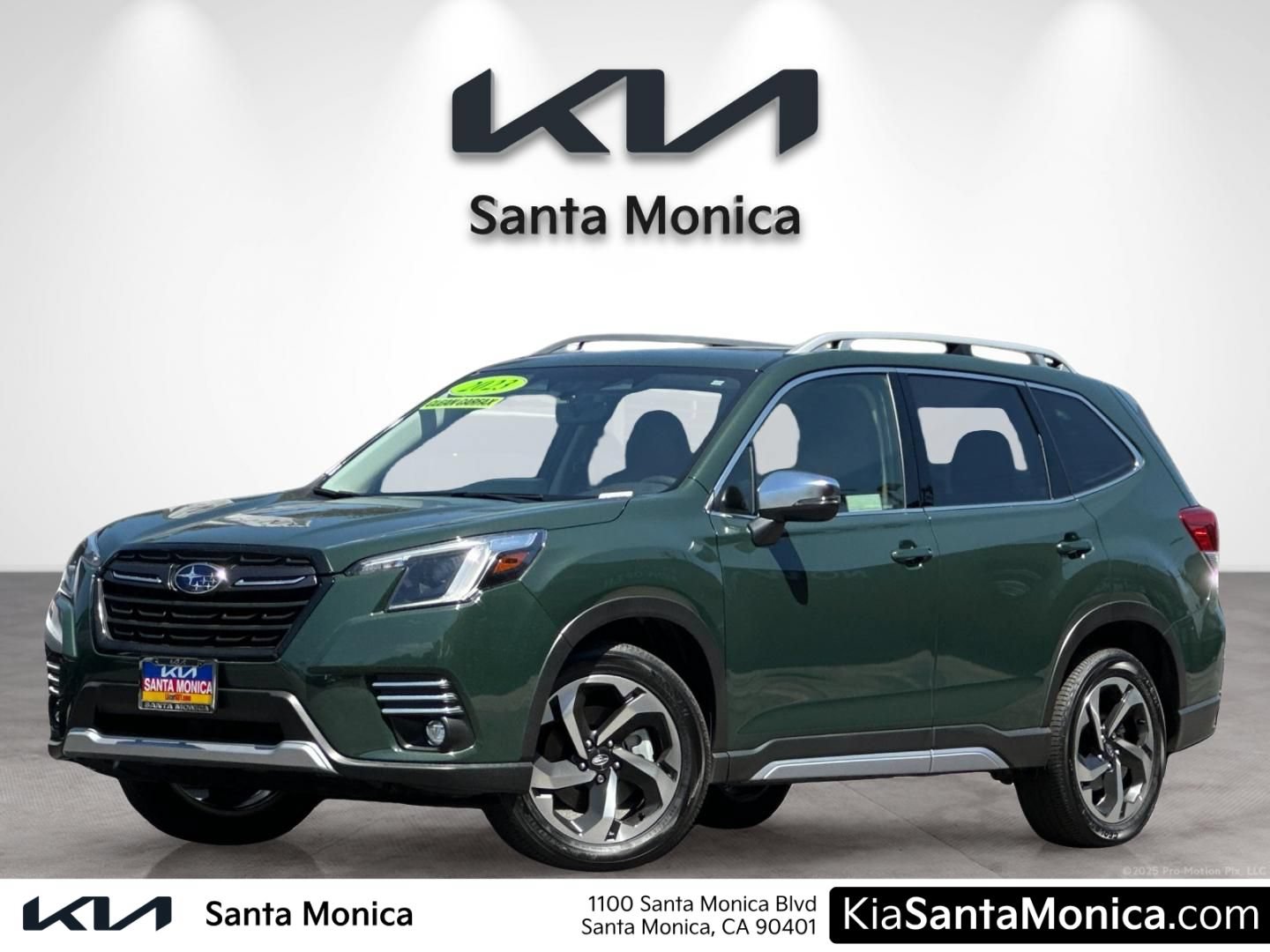 Used 2023 Subaru Forester Touring AWD/4WD image 1