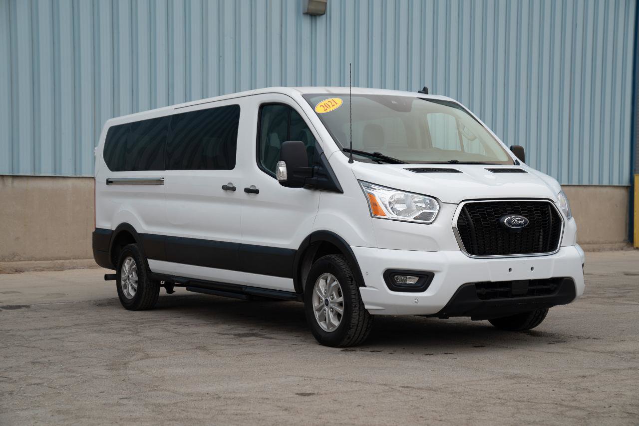 Used 2021 Ford Transit 350 XLT image 5