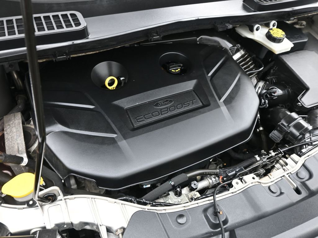 Used 2018 Ford Escape Titanium w/ Ford Safe & Smart Package image 9