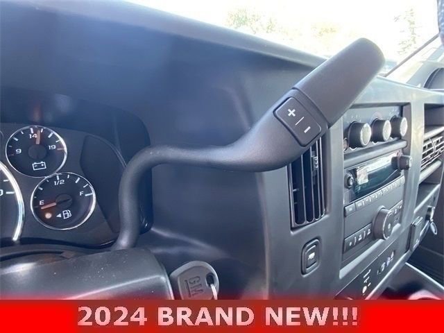 Used 2024 Chevrolet Express 2500 w/ Driver Convenience Package image 14