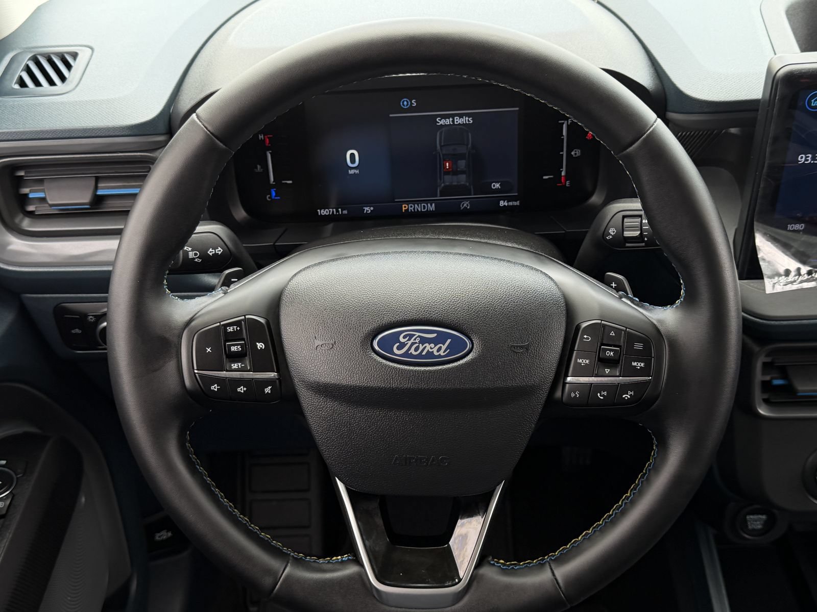 Used 2025 Ford Maverick Lobo AWD/4WD image 14