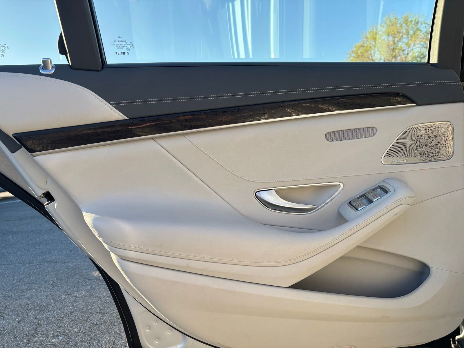 Used 2016 Mercedes-Benz S 550 Sedan image 26