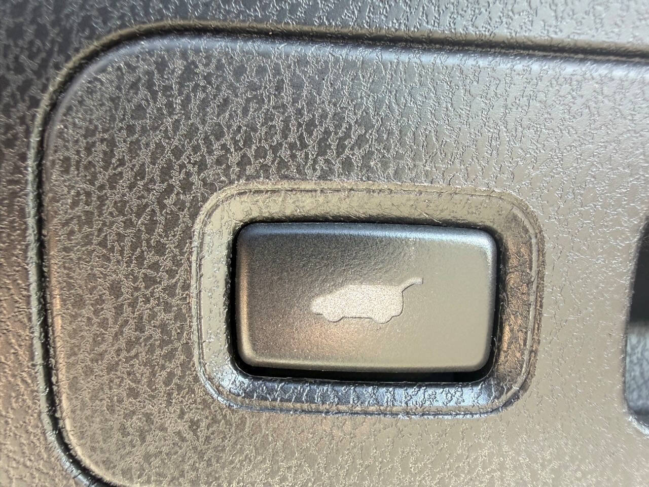 Used 2011 Acura MDX w/ Technology Package AWD/4WD image 22