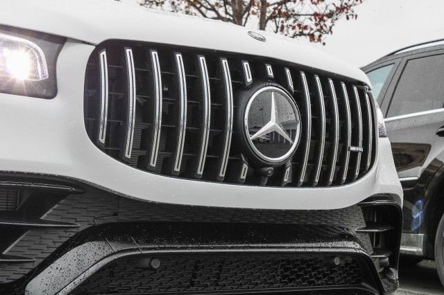 New 2025 Mercedes-Benz GLS 63 AMG 4MATIC image 5