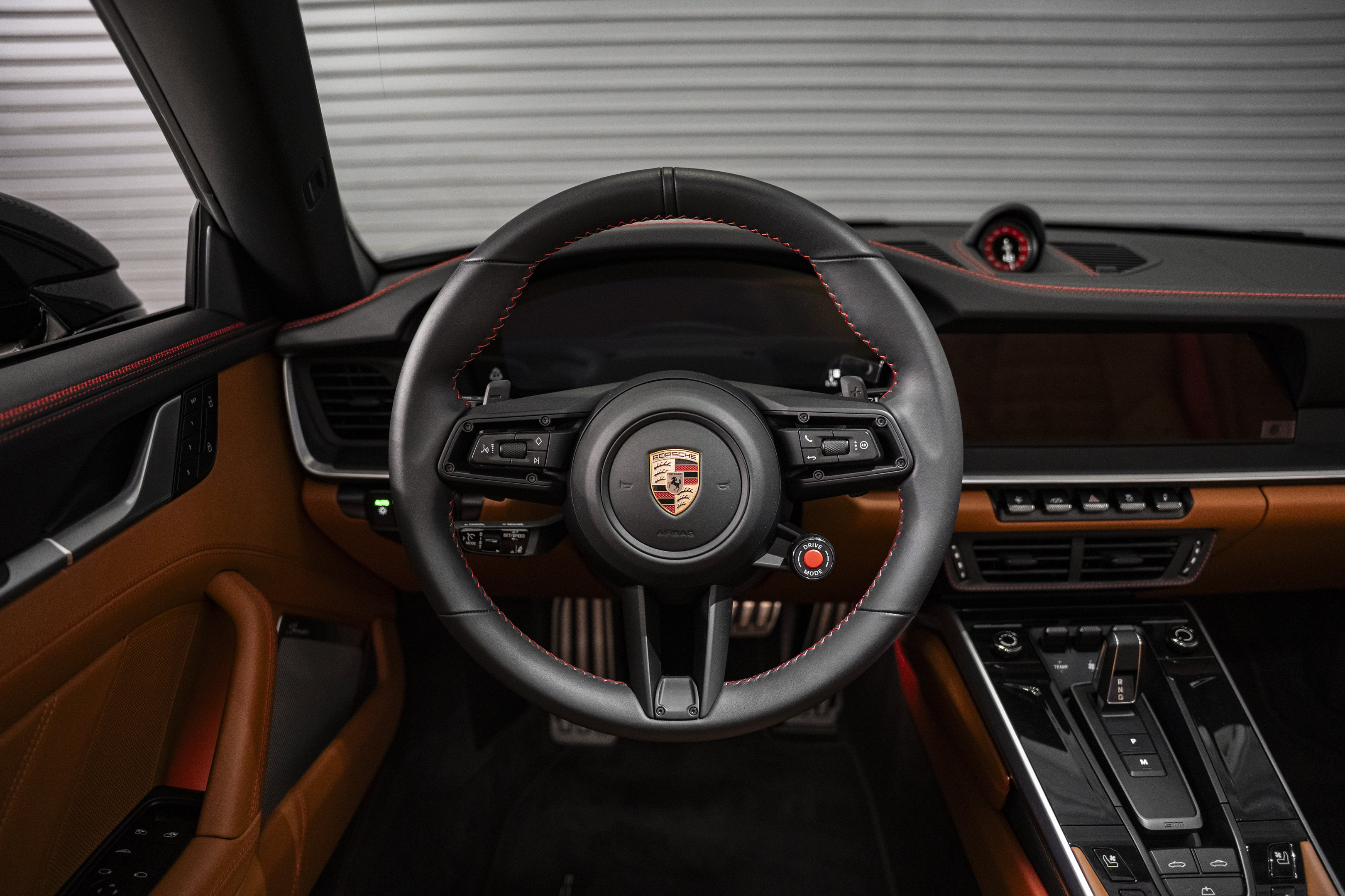 Used 2026 Porsche 911 Carrera 4 GTS AWD/4WD image 32