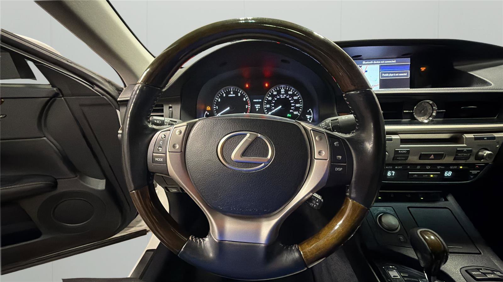 Used 2013 Lexus ES 350 w/ Luxury Pkg FWD image 23