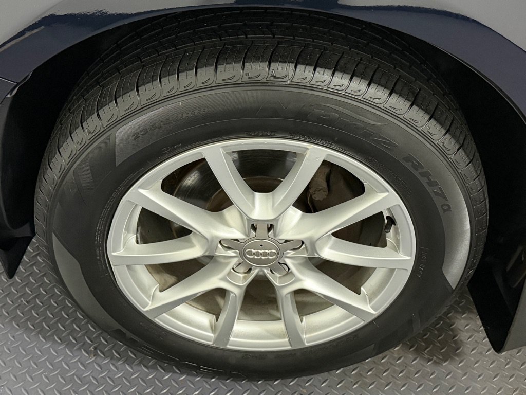 Used 2011 Audi Q5 2.0T Premium AWD/4WD image 21