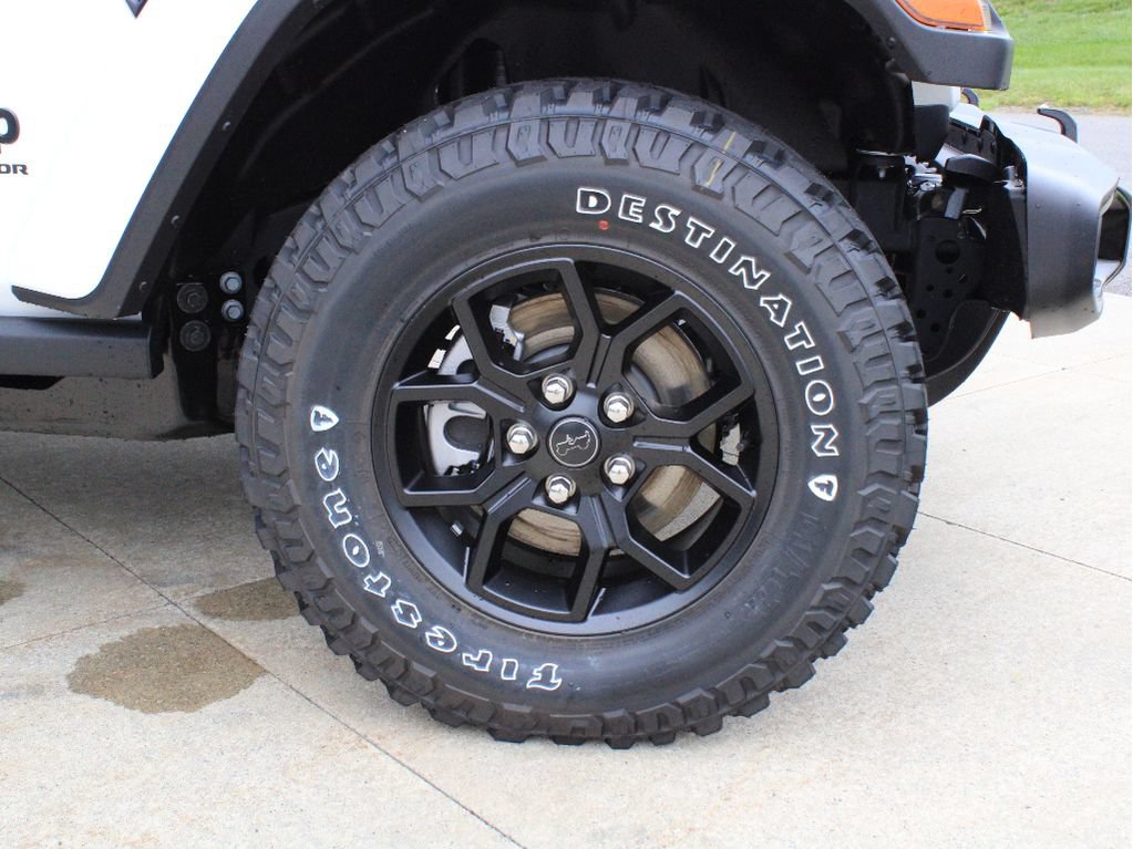 New 2026 Jeep Gladiator Sport AWD/4WD image 38