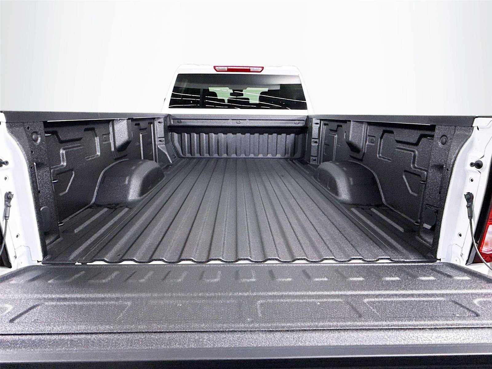 New 2026 GMC Sierra 2500 Pro w/ Convenience Package image 17