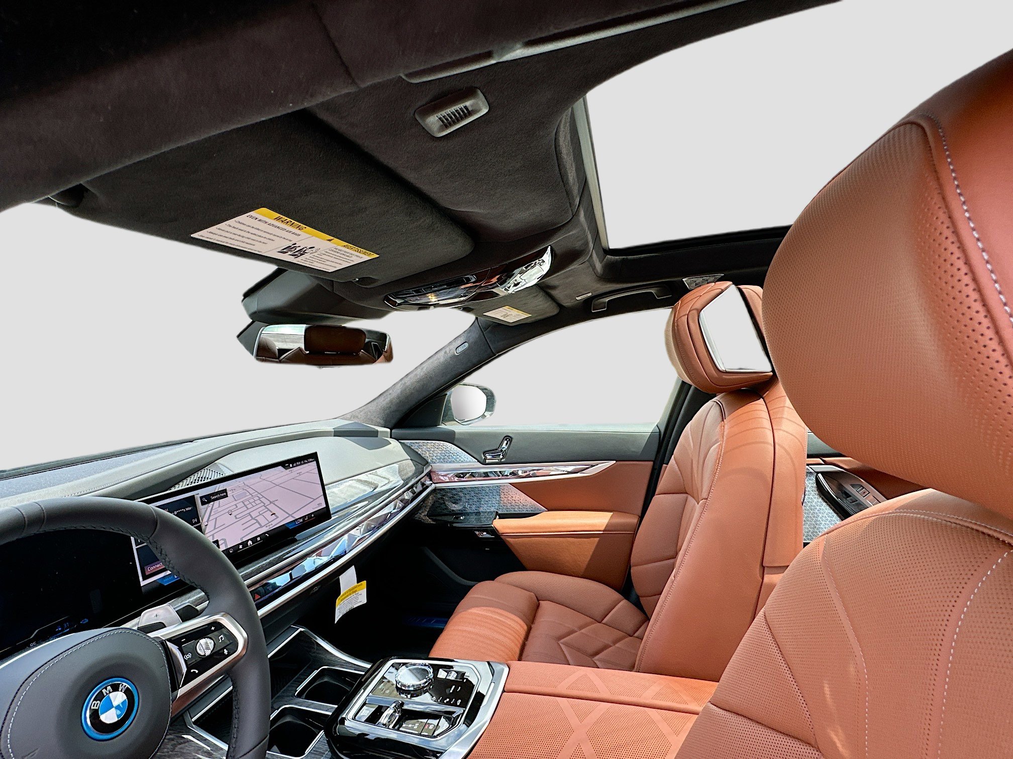 New 2025 BMW 750e xDrive w/ Luxury Rear Seating Package image 17