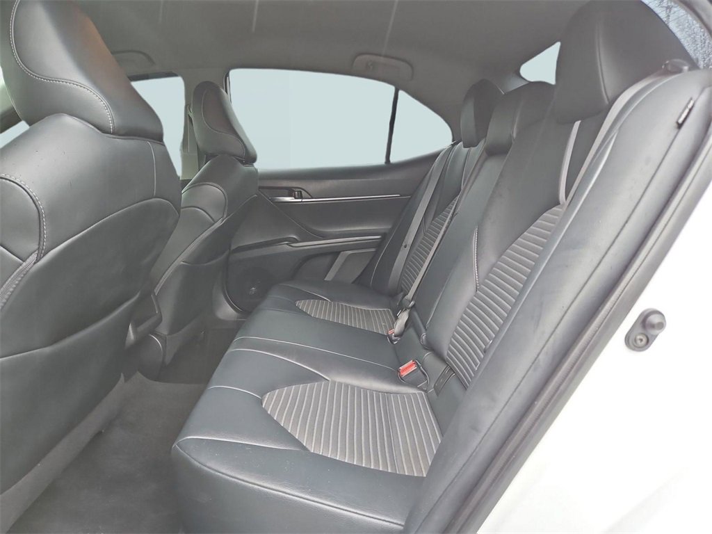 Used 2020 Toyota Camry SE image 22
