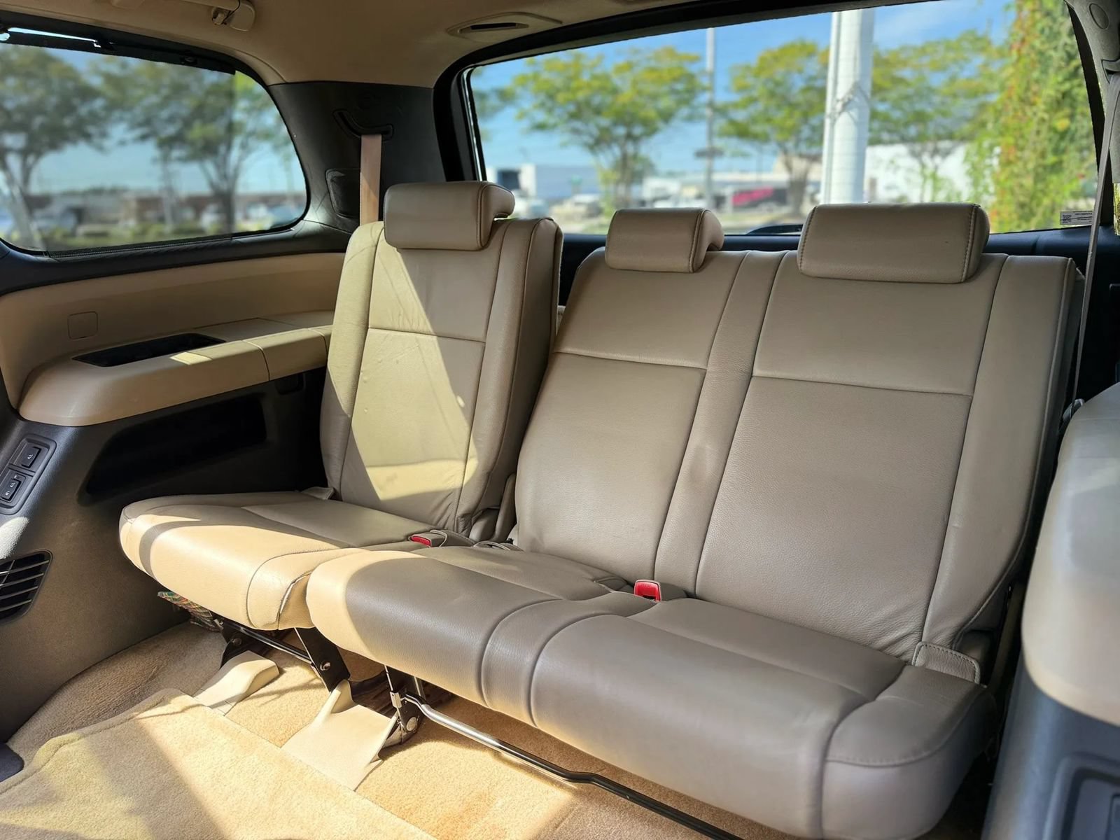 Used 2008 Toyota Sequoia Limited AWD/4WD image 11