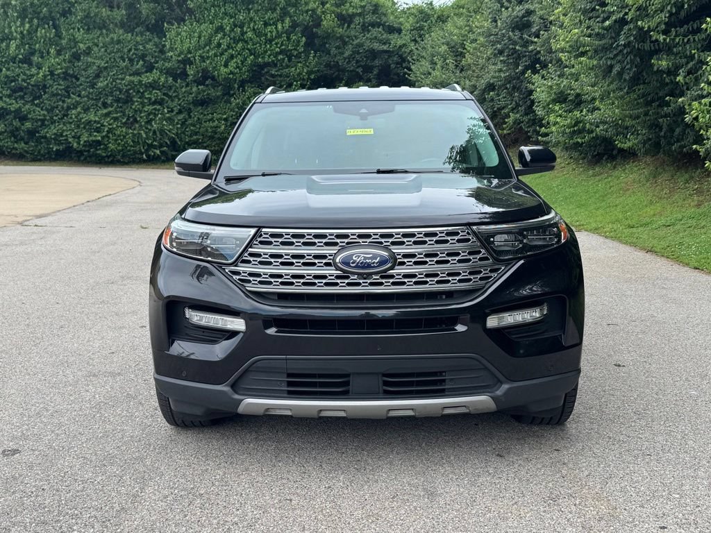 Used 2021 Ford Explorer Limited w/ Equipment Group 301A AWD/4WD image 3