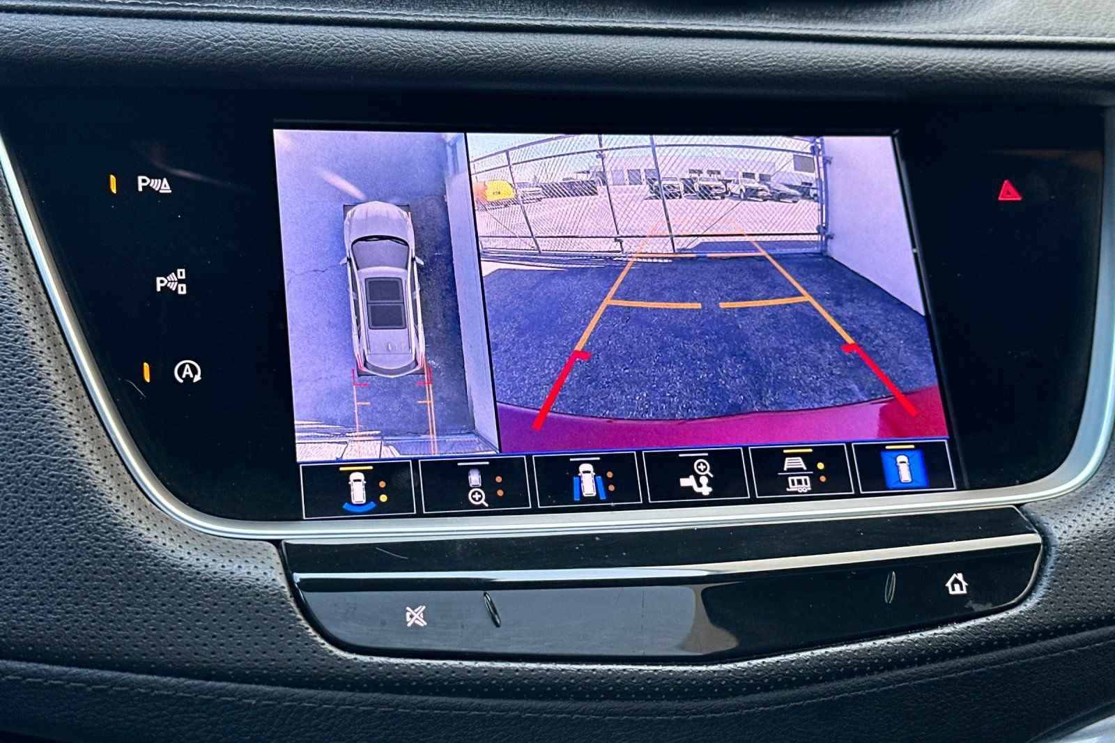 Certified 2023 Cadillac XT5 Premium Luxury w/ Technology Package FWD image 27